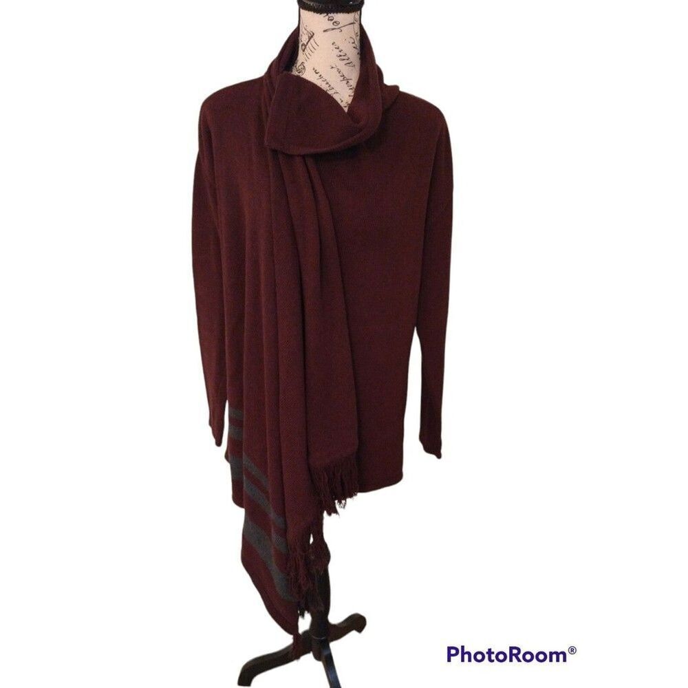 Cabi burgundy fringed cowlneck small sweater Boho Classy Cozy - Picture 2 of 11